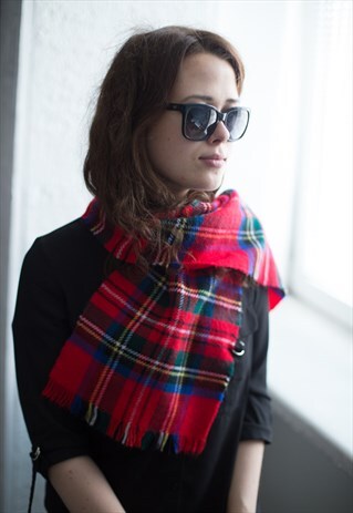 VINTAGE 90'S RED PLAID SCARF