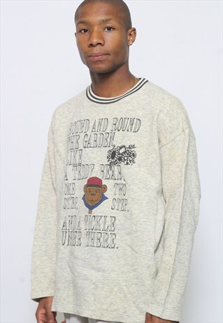 VINTAGE UNITED COLORS OF BENETTON SWEATSHIRT