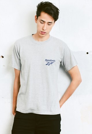 VINTAGE REEBOK T-SHIRT