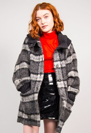 VINTAGE 90'S GREY CHECK PATTERN WINTER COAT