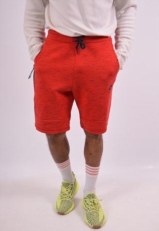 VINTAGE NIKE SHORTS RED