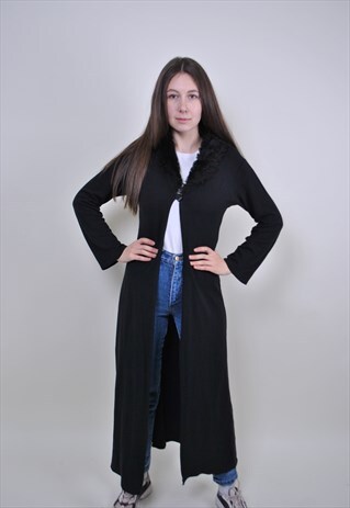 VINTAGE BLACK CLOAK