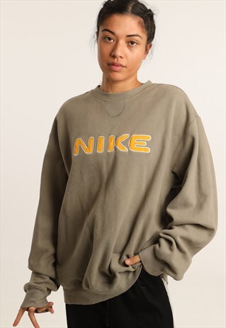 VINTAGE NIKE EMBROIDERED SPELL OUT SWEATSHIRT