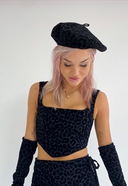 Black leopard beret 