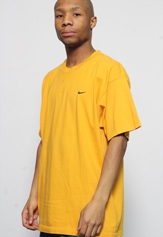 VINTAGE NIKE LOGO T-SHIRT YELLOW