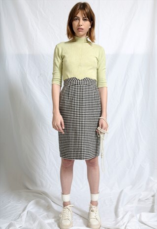 LIME CRIME ELASTIC TURTLENECK BLOUSE