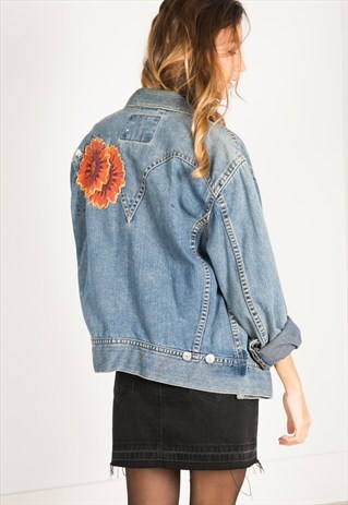 VINTAGE 80S LEVI'S PATCHED DENIM JACKET / R0930