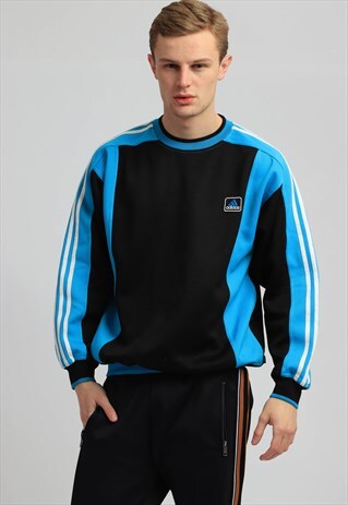 VINTAGE ADIDAS SWEATSHIRT