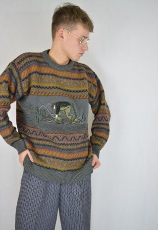 VINTAGE RED GRAPHIC SWEATSHIRT