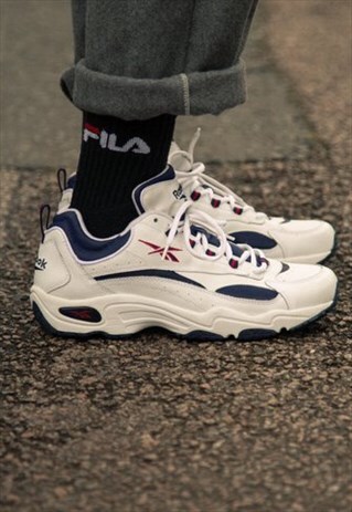 VINTAGE REEBOK CLASSIC TRAINERS IN WHITE, NAVY AND RED