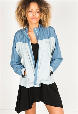 LAST UNIT SALE / VINTAGE 80S USA NIKE RAINCOAT