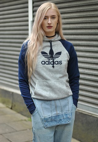 VINTAGE 80S ADIDAS HOODIE
