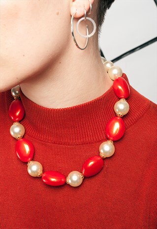 80S VINTAGE NECKLACE W CHUNKY PLASTIC BEADS