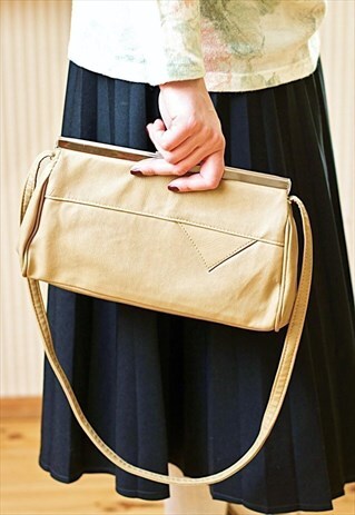 BEIGE VINTAGE PURSE