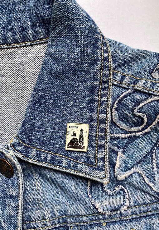 garment image