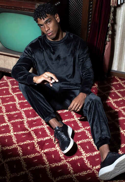 garment image