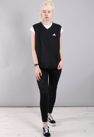 VINTAGE ADIDAS SLEEVELESS SWEATSHIRT