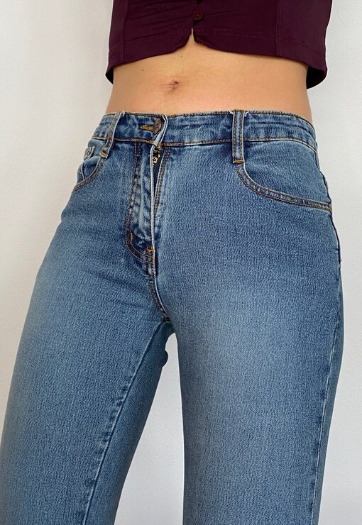 garment image