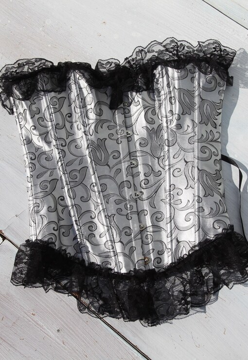 garment image