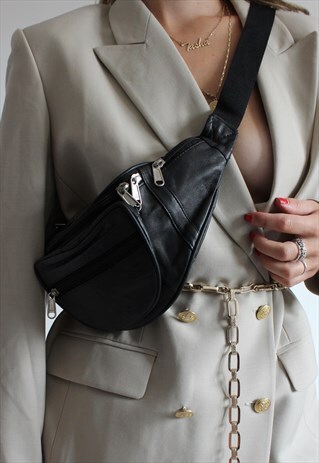 VINTAGE 90S DEADSTOCK BLACK LEATHER CROSS BODY BUM BAG