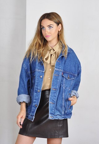 VINTAGE 90S BLUE OVERSIZED DENIM LEVI'S JACKET