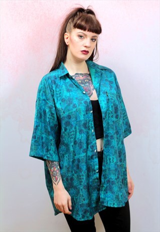 1980S VINTAGE OVERSIZED SILKY EMERALD GREEN SHIRT