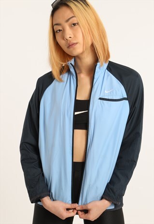 VINTAGE NIKE LIGHTWEIGHT FESTIVAL JACKET