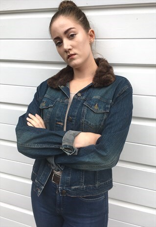 WOMENS VINTAGE 90S BLUE DENIM JACKET FAUX FUR SHERPA COLLAR