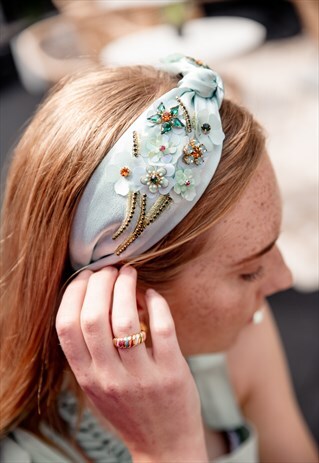 SMALL KNOT DETAILED FLOWER HEADBAND BLUE