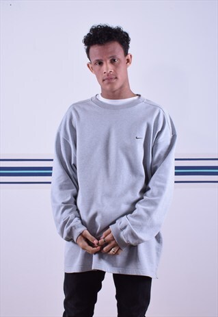 GREY NIKE EMBROIDERED SWEATSHIRT
