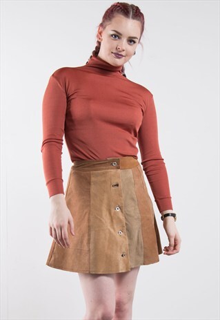 70'S BURNT ORANGE COLOURED POLO NECK TOP