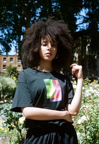 BLACK SHORT SLEEVED T-SHIRT WITH PHOTO LIGHT LEAK PRINT