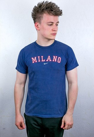 VINTAGE NIKE T-SHIRT
