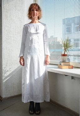 Vintage 70's Bohemian White Long Sleeved Maxi Wedding Dress