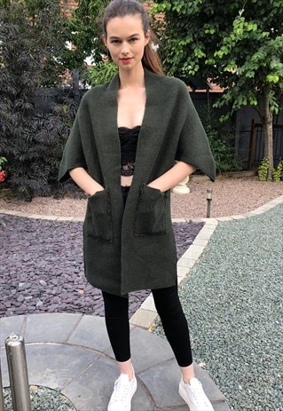 OVERSIZED COATIGAN WITH CAPE SLEEVES IN GREEN