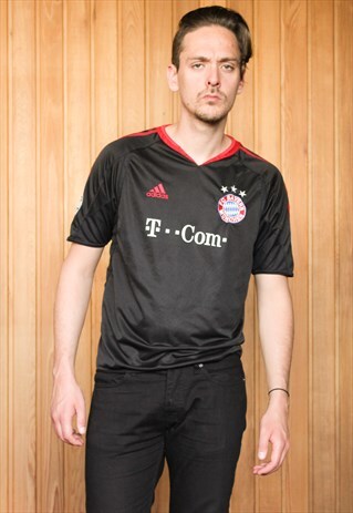 VINTAGE 1990S BLACK ADIDAS FOOTBALL SHIRT