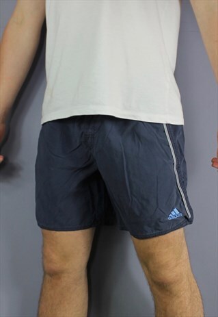 VINTAGE ADIDAS SHORTS IN NAVY BLUE WITH POCKETS, EMBROIDERED