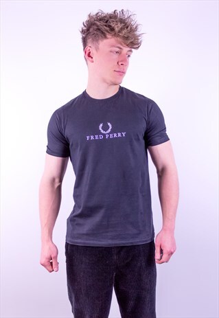 VINTAGE FRED PERRY EMBROIDERY SPELL OUT T-SHIRT IN BLACK