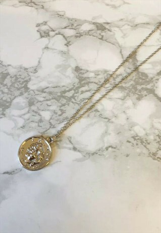 SILVER HEAD PENDANT NECKLACE