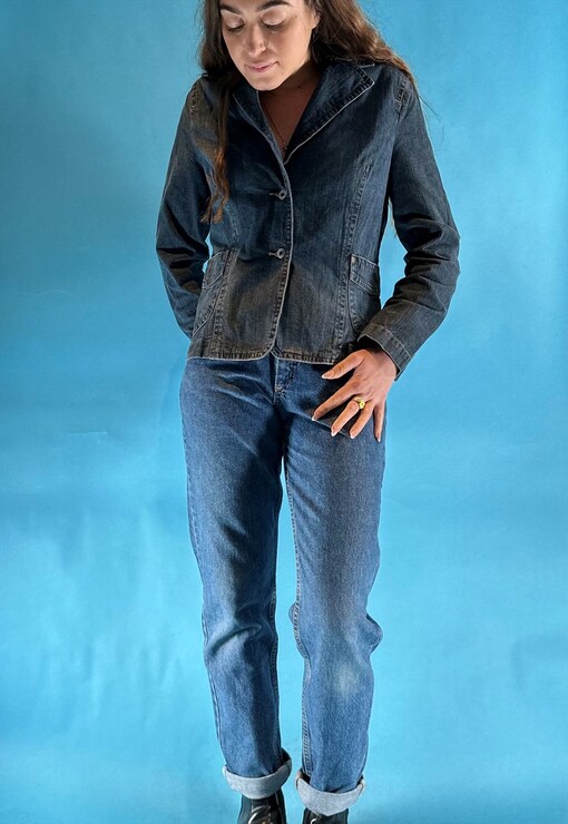 garment image