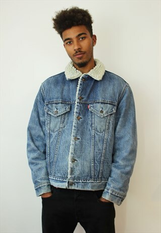 VINTAGE 90'S LEVI'S RED TAB SHERPA JACKET, M/L