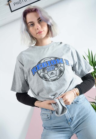 ADIDAS ADIDAS T-SHIRT IN GREY WITH GRAPHIC PRINT.