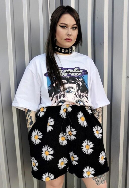 garment image