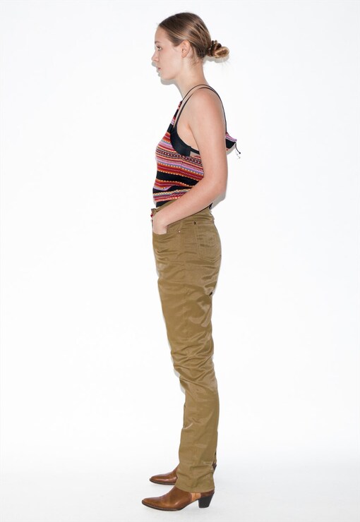 garment image