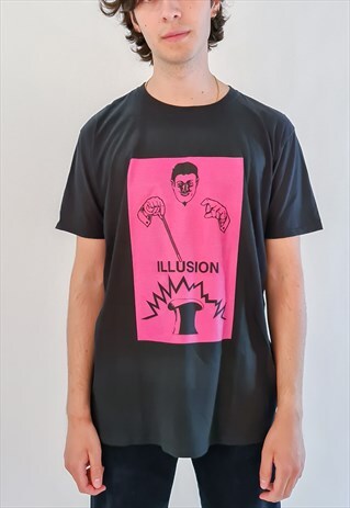 Download Illusion graphic print 90s rave, festival tee in black ...