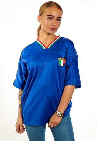 VINTAGE ITALY FOOTBALL T-SHIRT T370