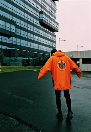 VINTAGE 90S ORANGE HELLY HANSEN SHELL RAIN COAT