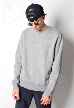 GREY MINIMALIST NIKE SWEATSHIRT