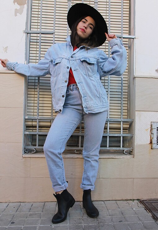 garment image