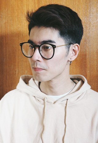 BLACK ROUND GLASSES